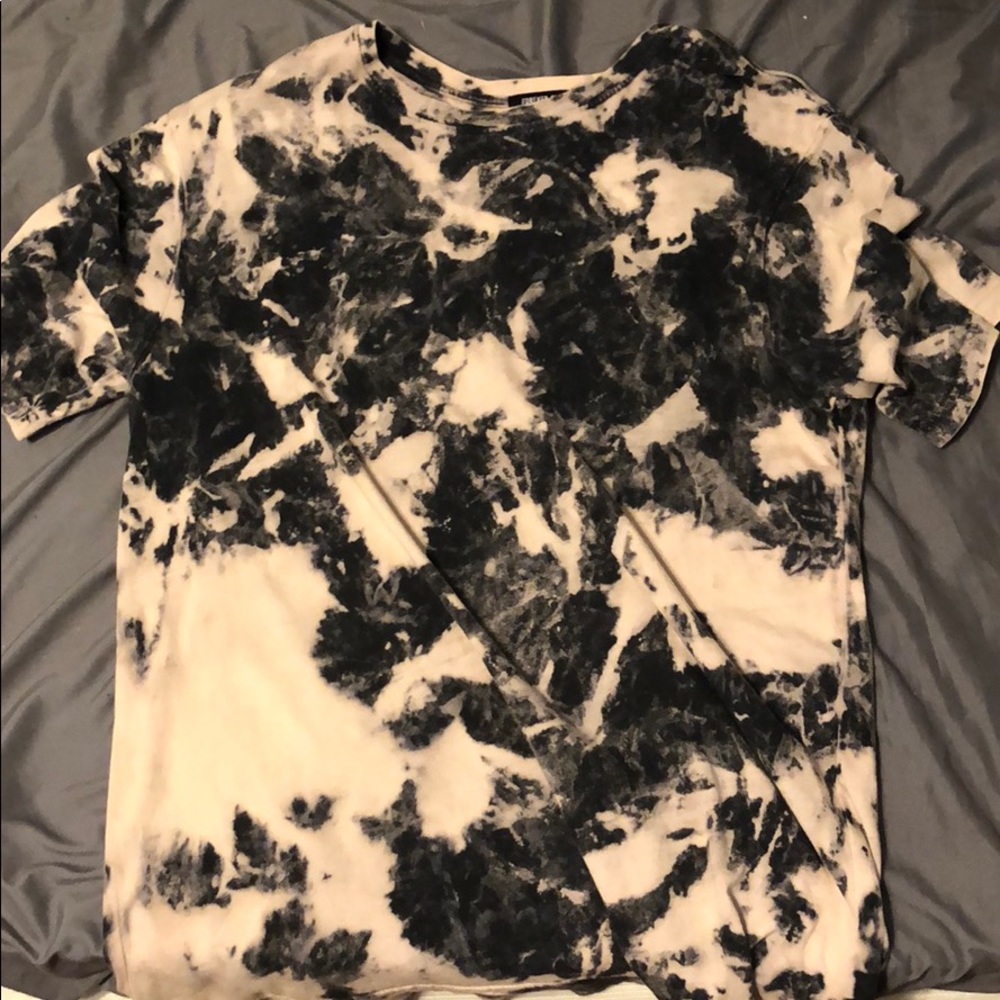 Medium sized t-shirt